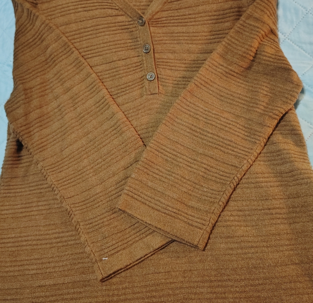 Chico's ribbed pullover
